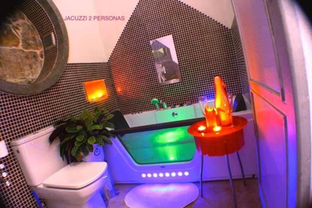 Zentral Club Apartamento Proton-Jacuzzi Belmonte De Miranda Bagian luar foto