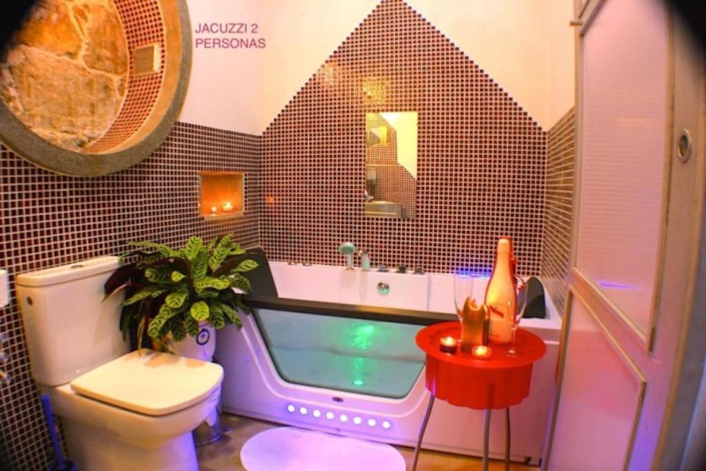 Zentral Club Apartamento Proton-Jacuzzi Belmonte De Miranda Bagian luar foto